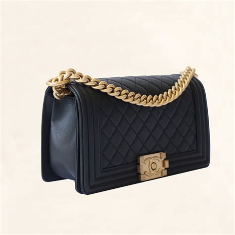 chanel boy bag caviar gold hardware